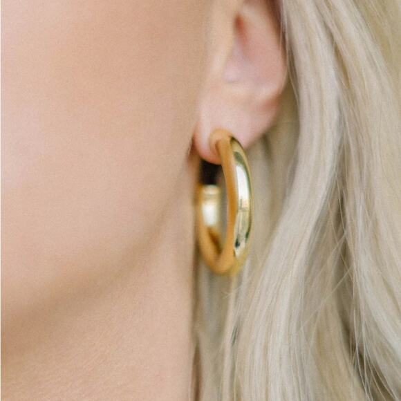 Chunky Gold  Hoop Earrings - Picture 2 of 3